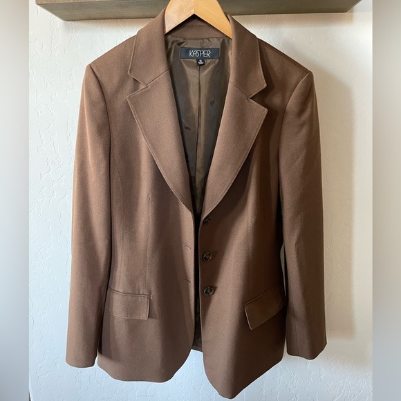 Kasper|Chocolate Brown Boyfriend Blazer, Structured Fit•••Business Casual - Picture 2 of 11